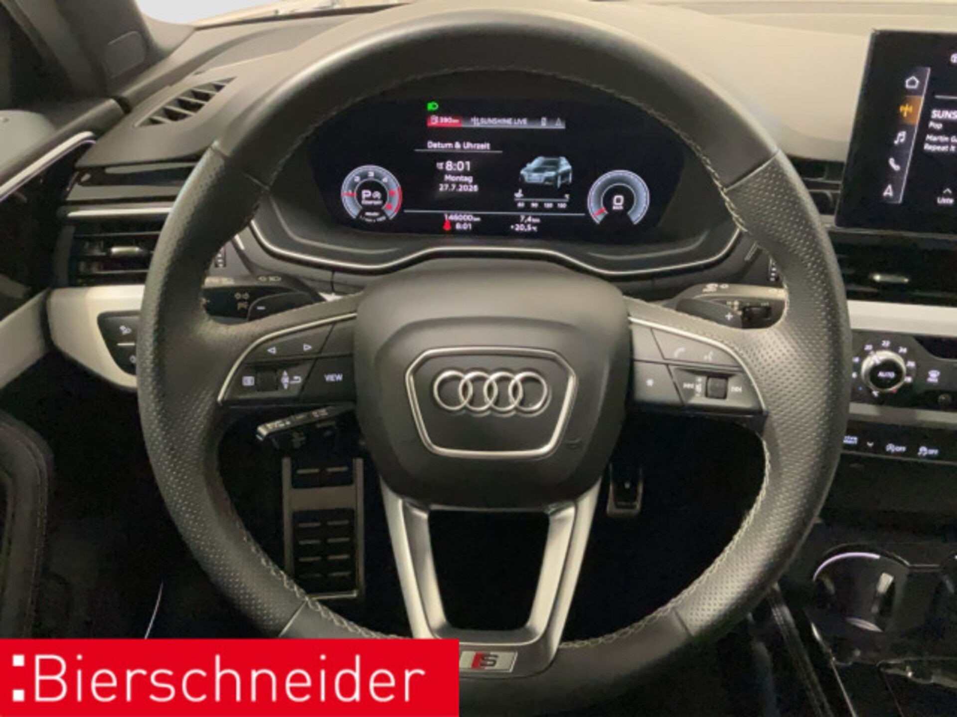 Audi A4 Avant S line