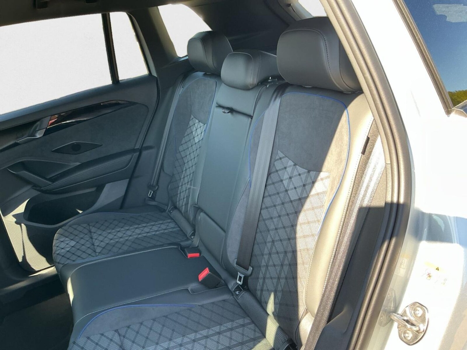 Volkswagen Tiguan – Bild 14
