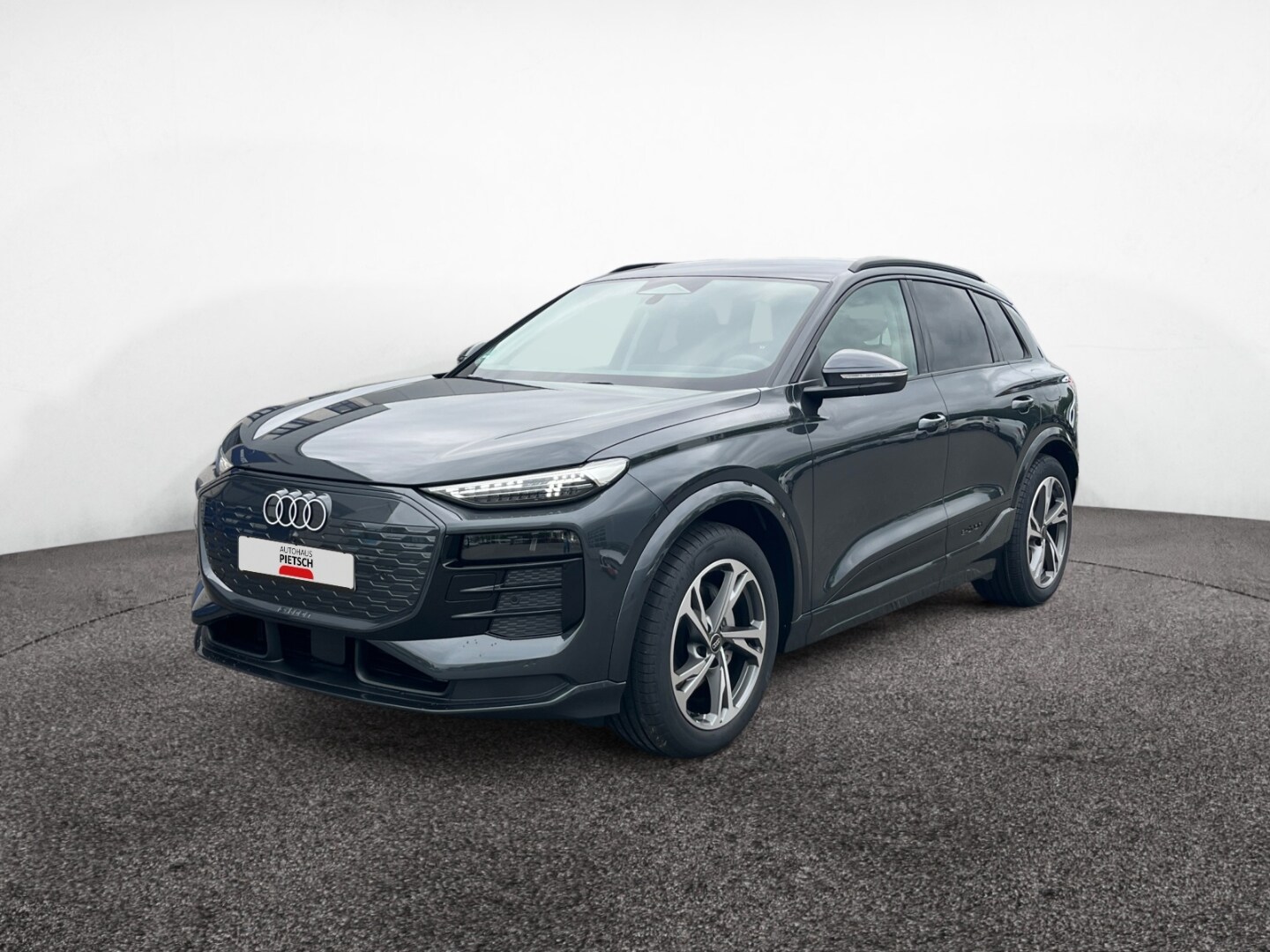 Image about Audi Q6 SUV e-tron e-tron quattro