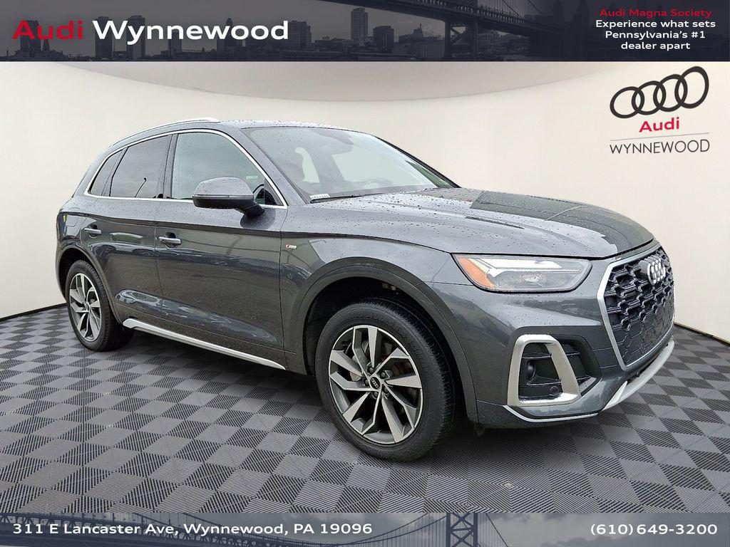 2023 Audi Q5 45 Premium's photo