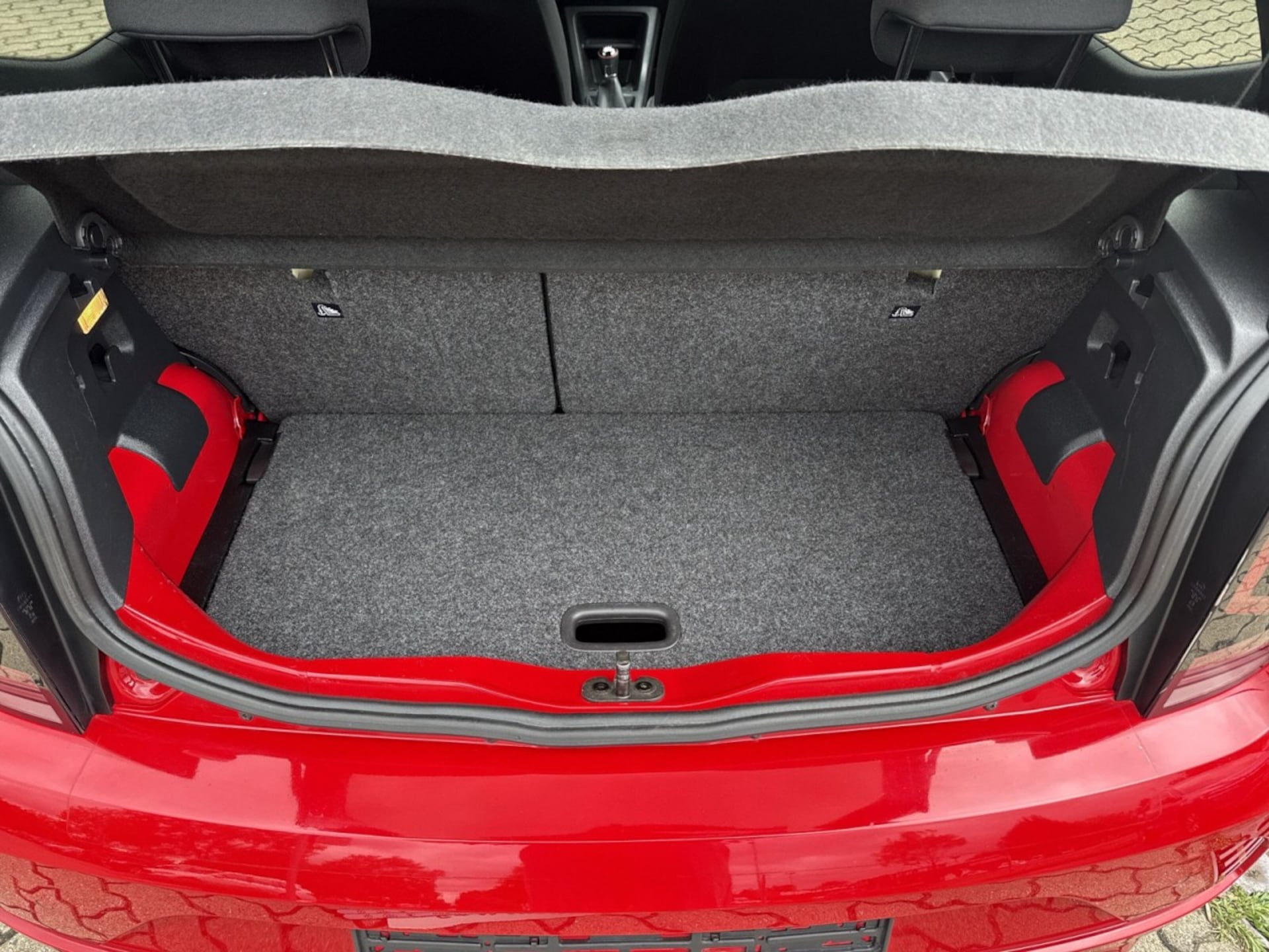 Volkswagen up! GTI