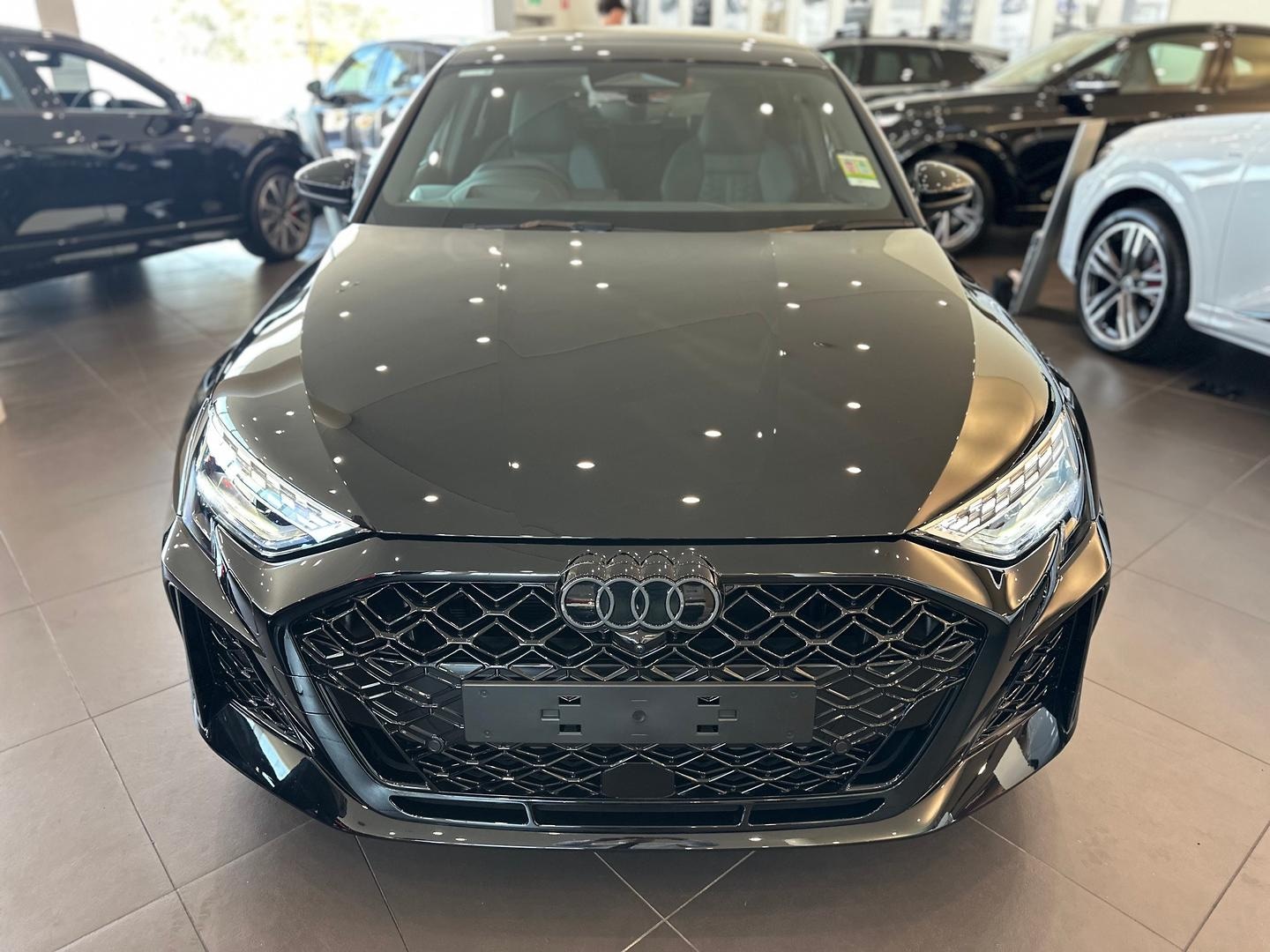 Image about Audi RS 3 Sportback TFSI quattro S tronic