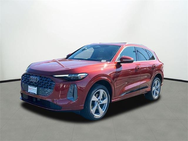 2025 Audi New Q5 Premium Plus's photo