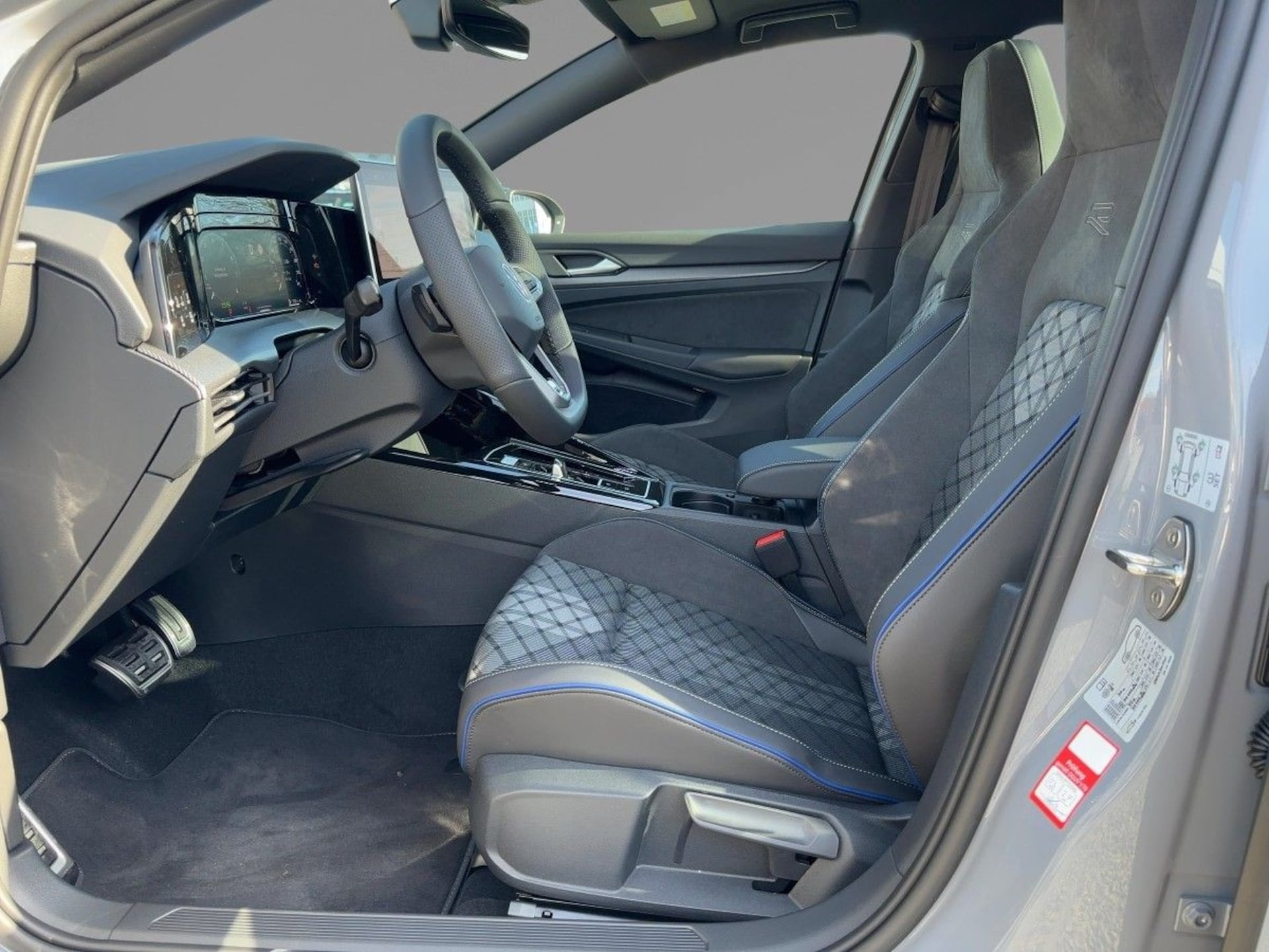 Volkswagen Golf Variant R-Line