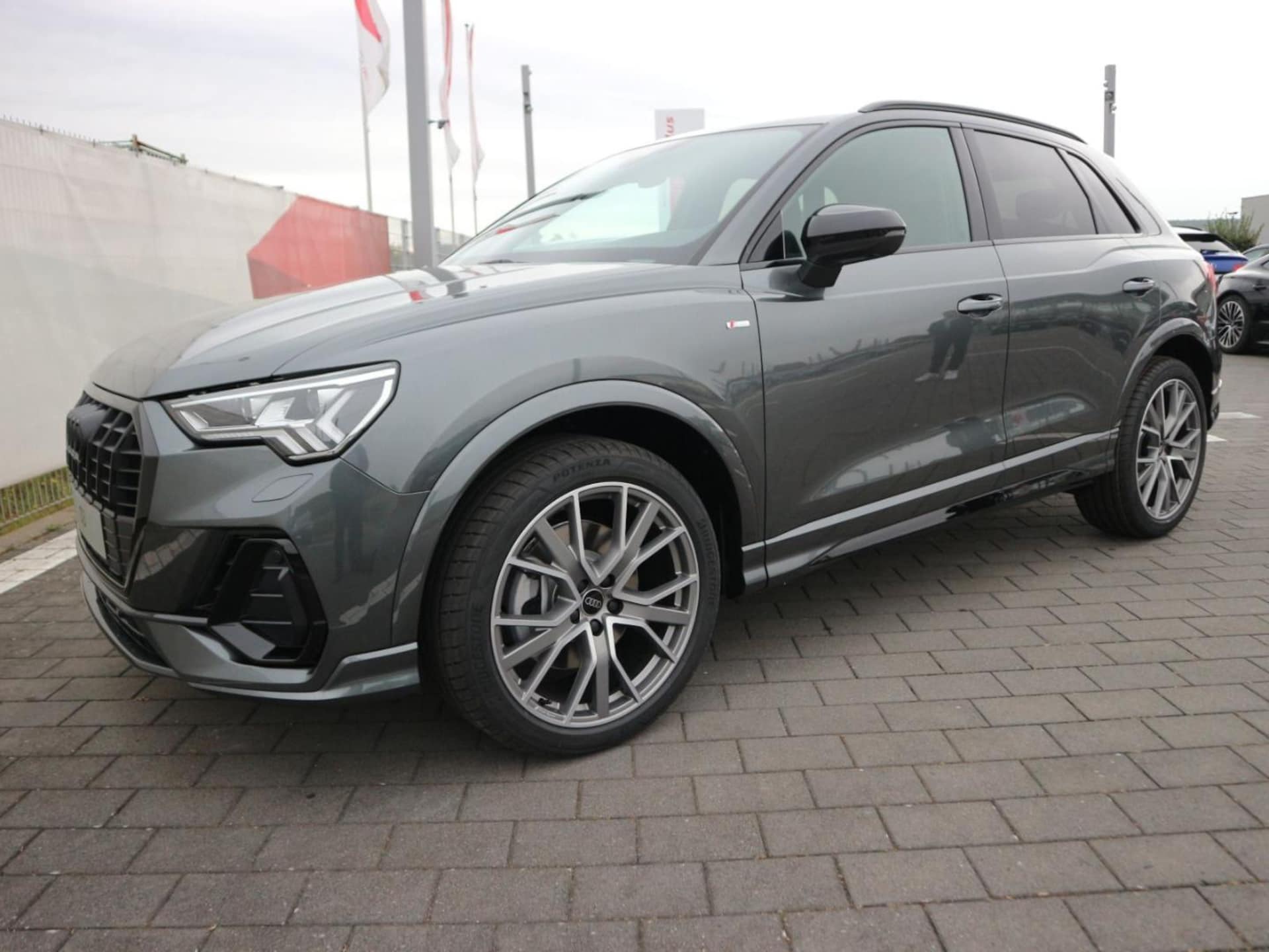 Audi Q3 SUV S line