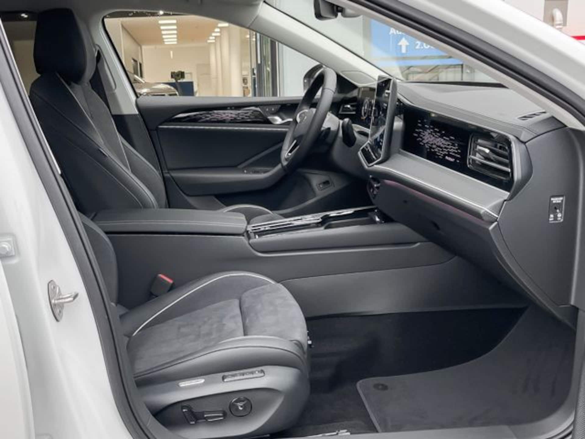 Volkswagen Passat Elegance
