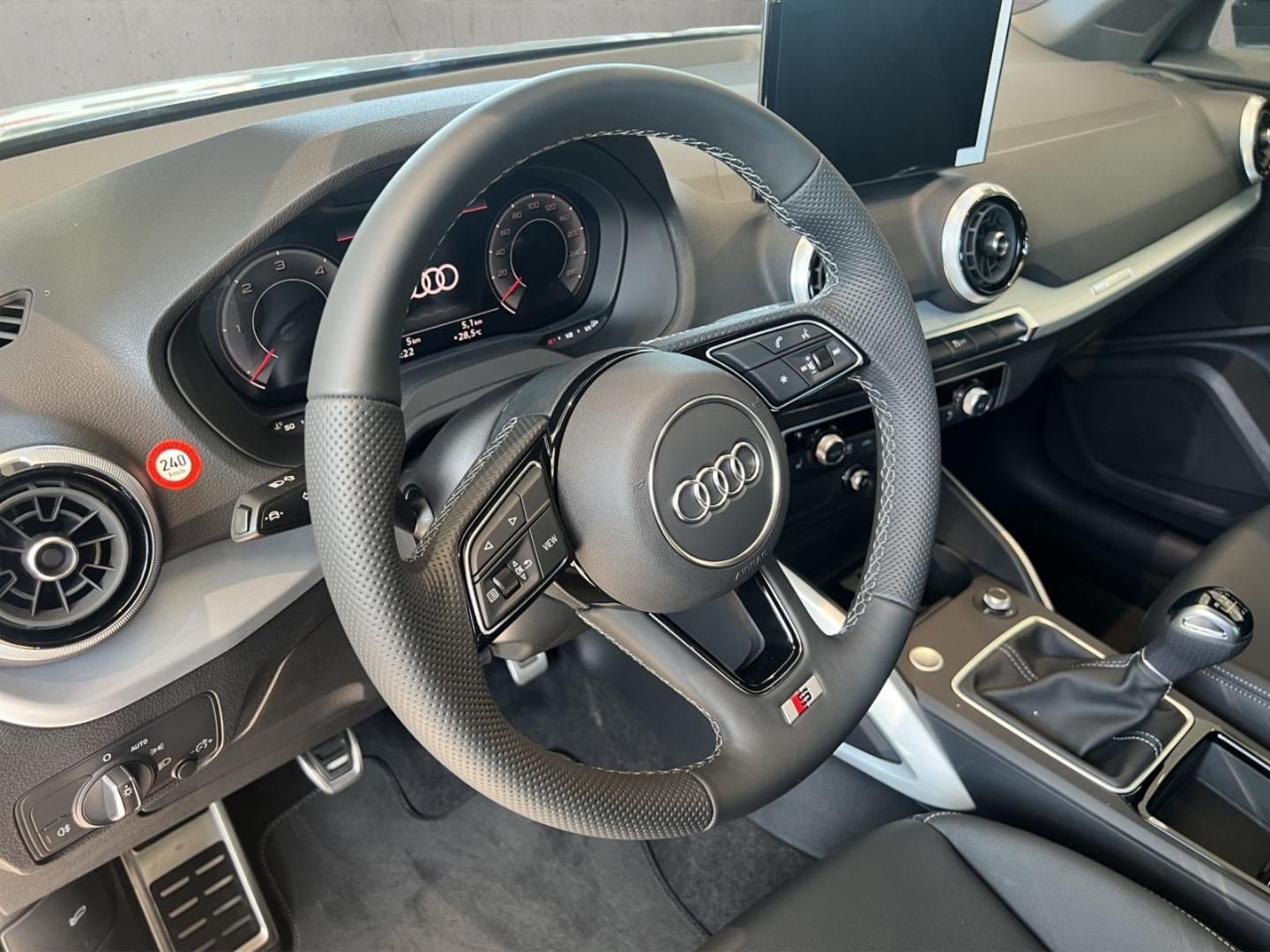 Bild über Audi Q2 30 TDI Schaltgetriebe - für weitere Informationen kontaktieren Sie den Audi Partner