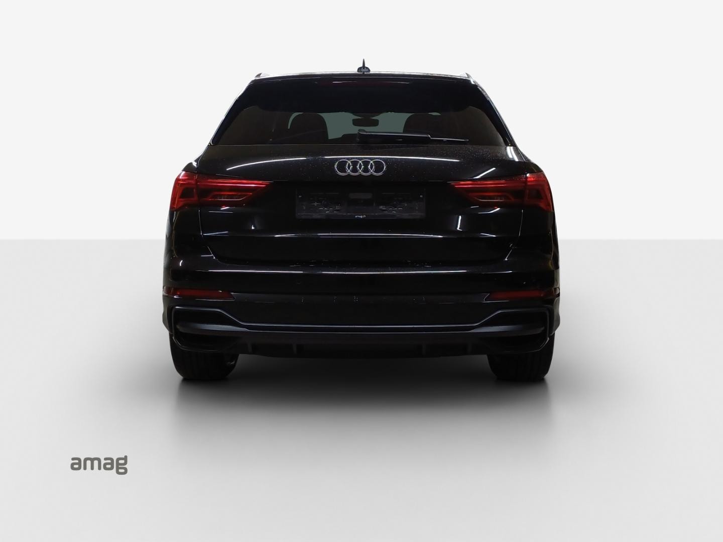 Bild über Audi Q3 Attraction S line 35 TFSI 110 kW (150 PS) S tronic - for more details contact your dealer