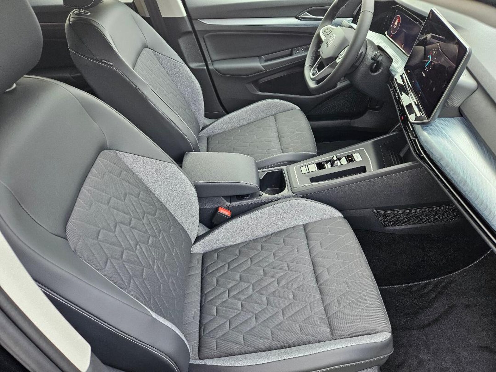 Volkswagen Golf Variant – Bild 9