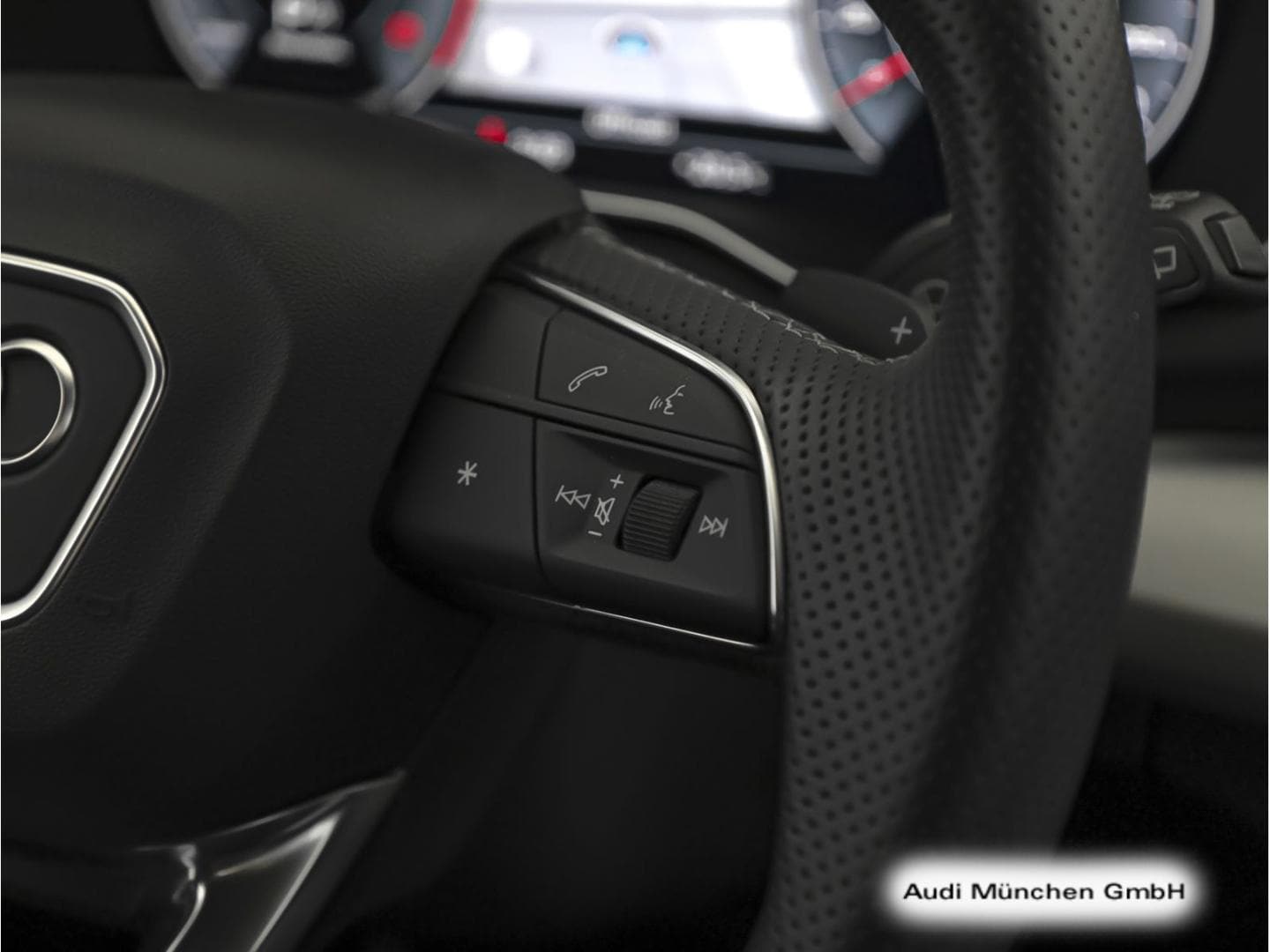 Bild über Audi Q5 45 TFSI quattro S tronic - für weitere Informationen kontaktieren Sie den Audi Partner