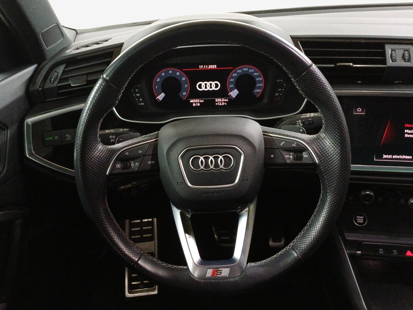 Bild über Audi Q3 Attraction S line 35 TFSI 110 kW (150 PS) S tronic - for more details contact your dealer