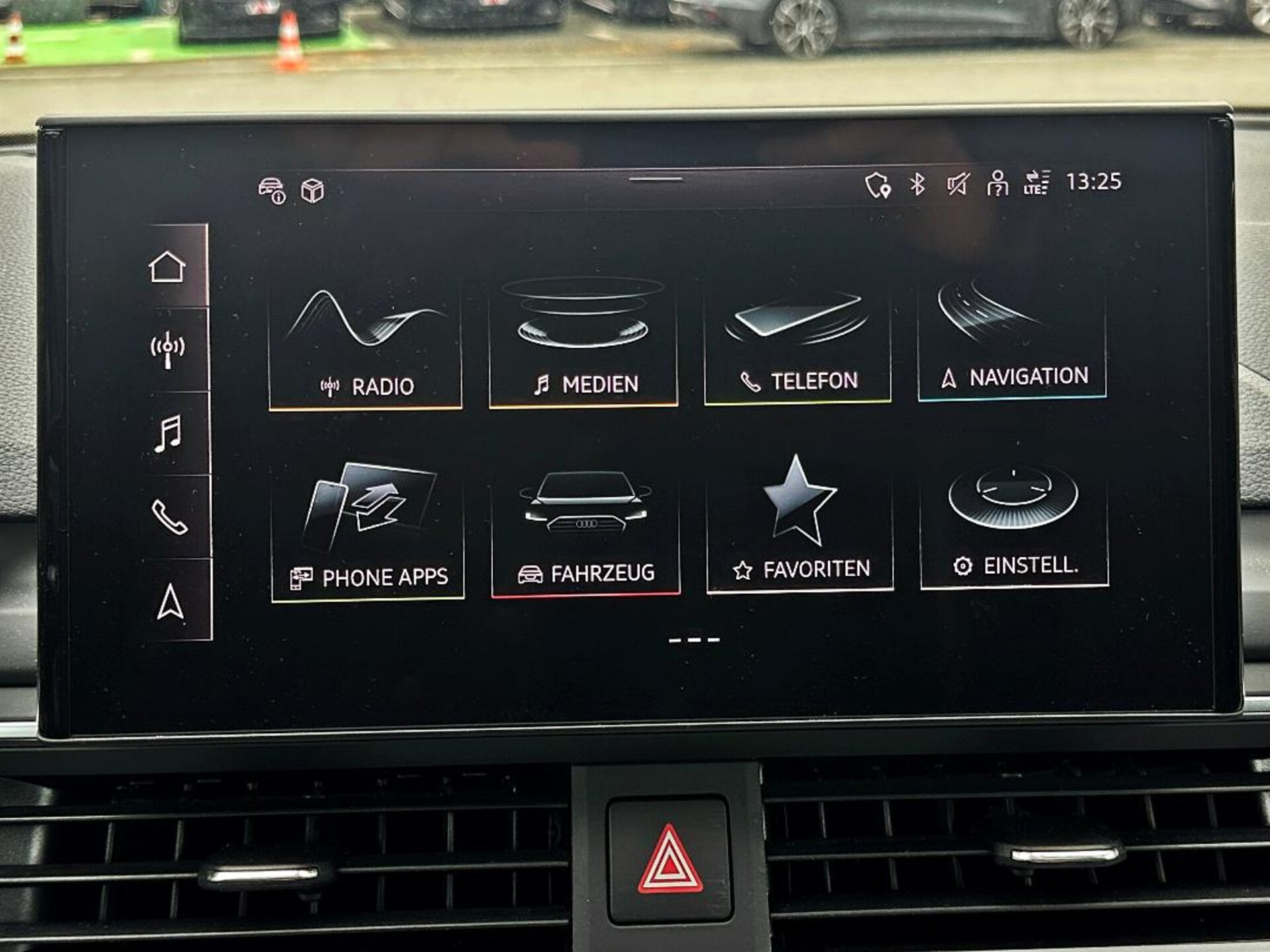 Audi A4 Avant S line