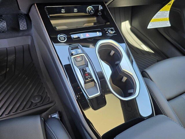 2026 Audi A6 Premium Plus - Photo 21