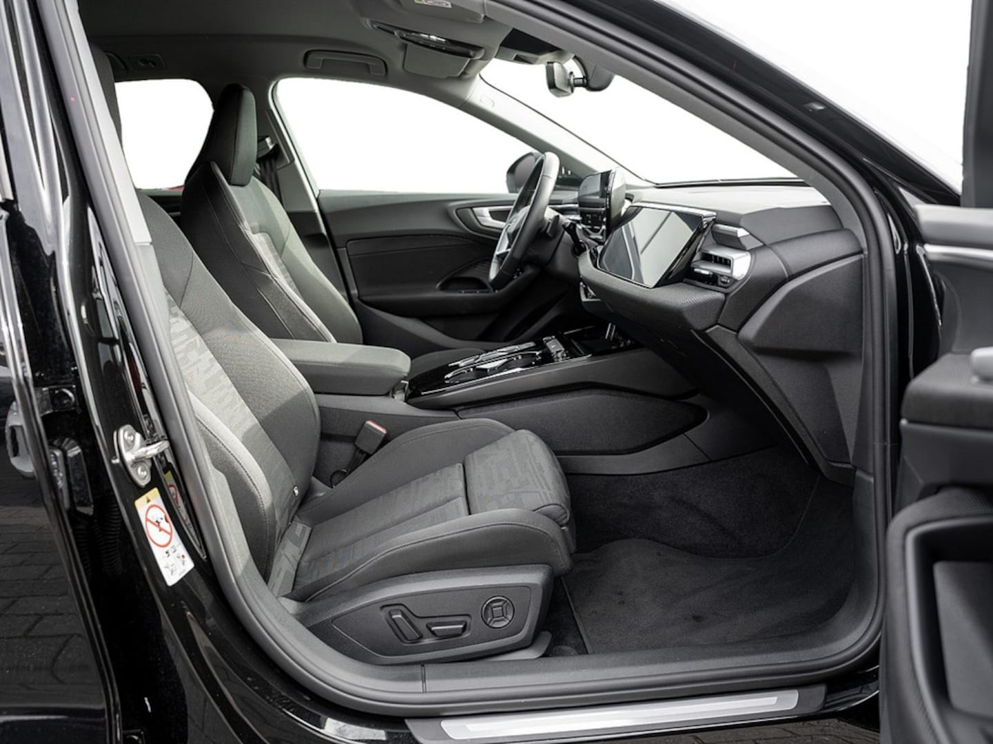 Bild über Audi A5 Avant TFSI 110 kW S tronic - für weitere Informationen kontaktieren Sie den Audi Partner