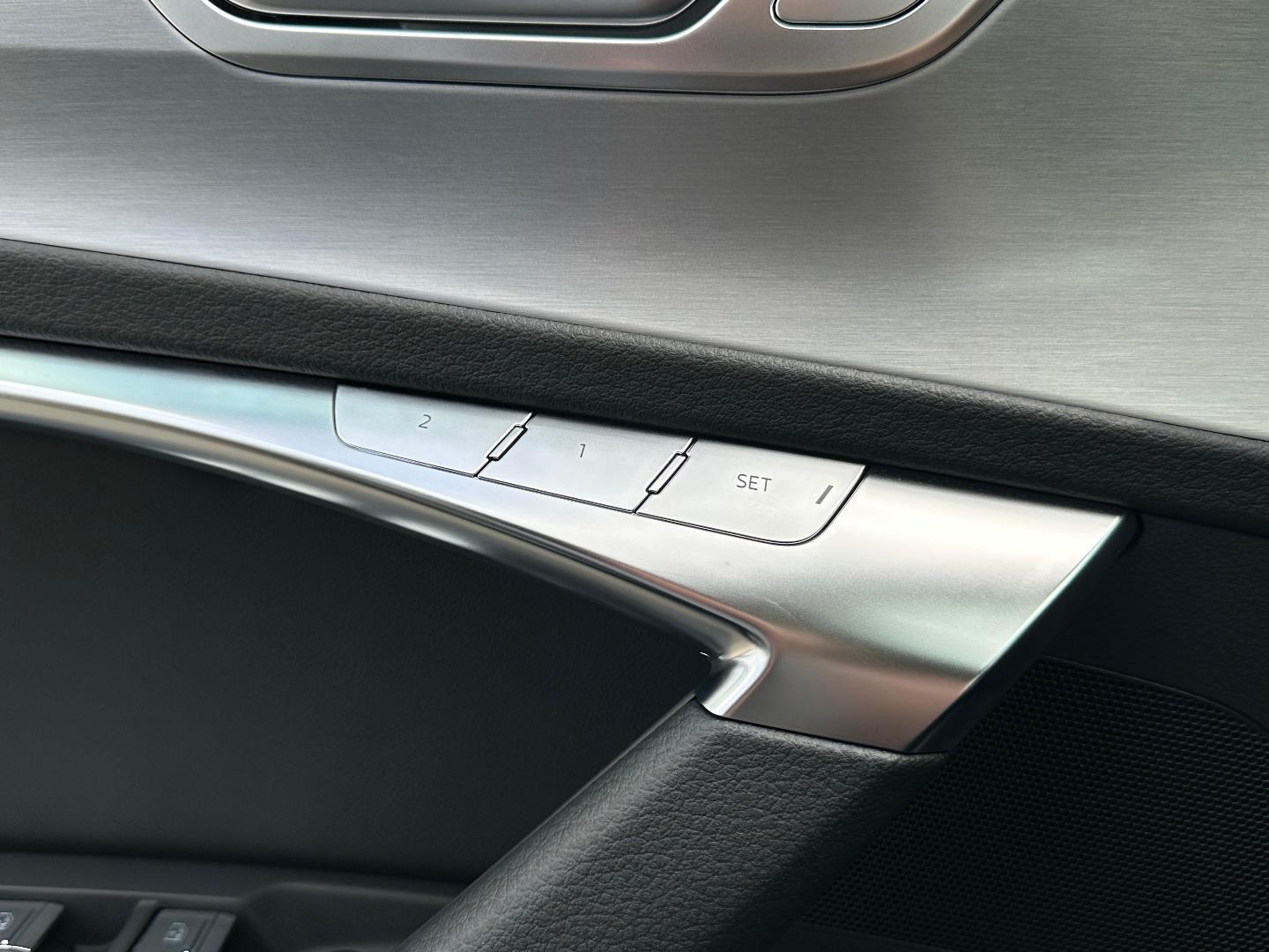 Image about Audi S6 Avant TDI quattro tiptronic