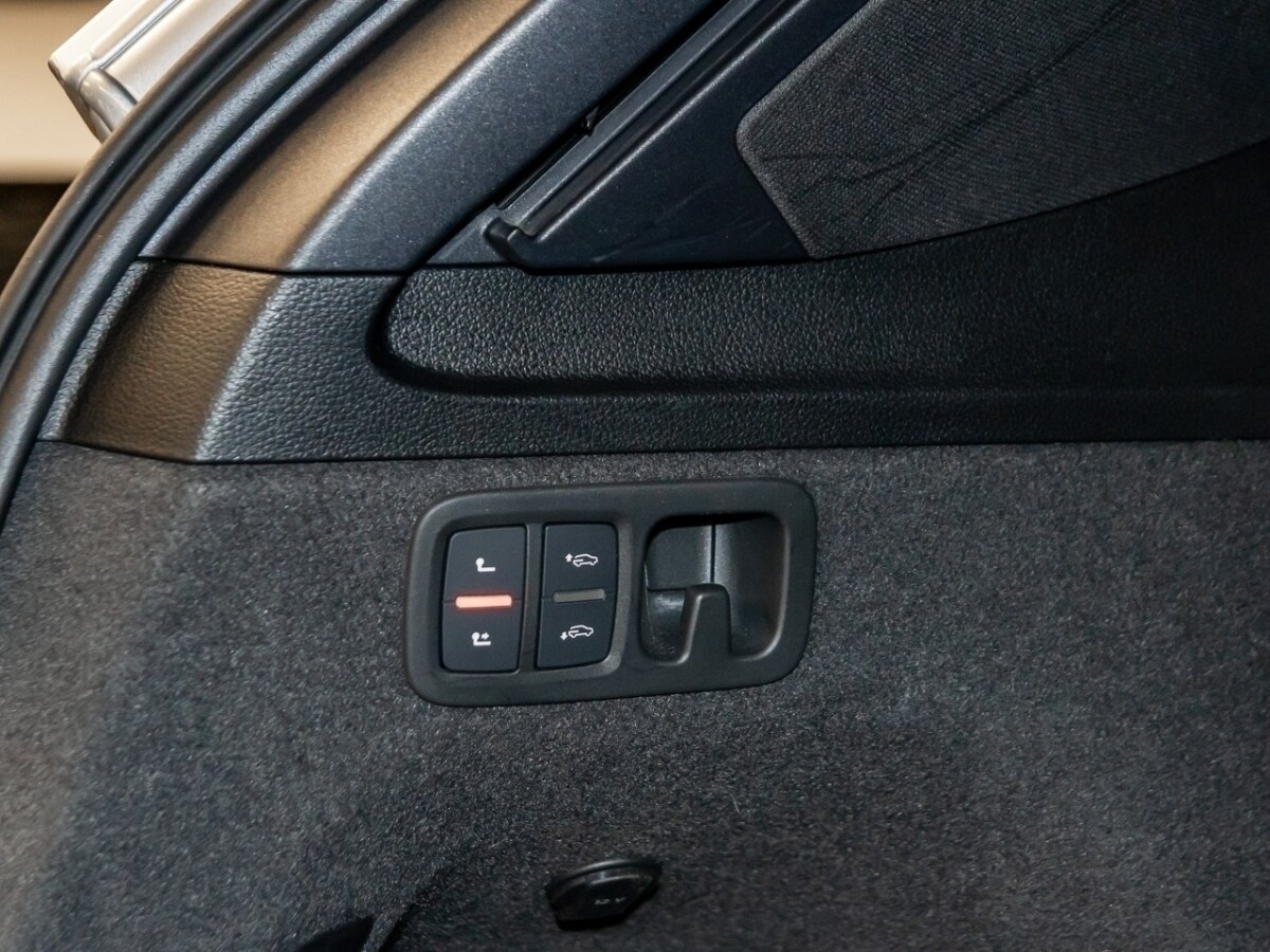 Image about Audi Q7 S line 55 TFSI quattro tiptronic