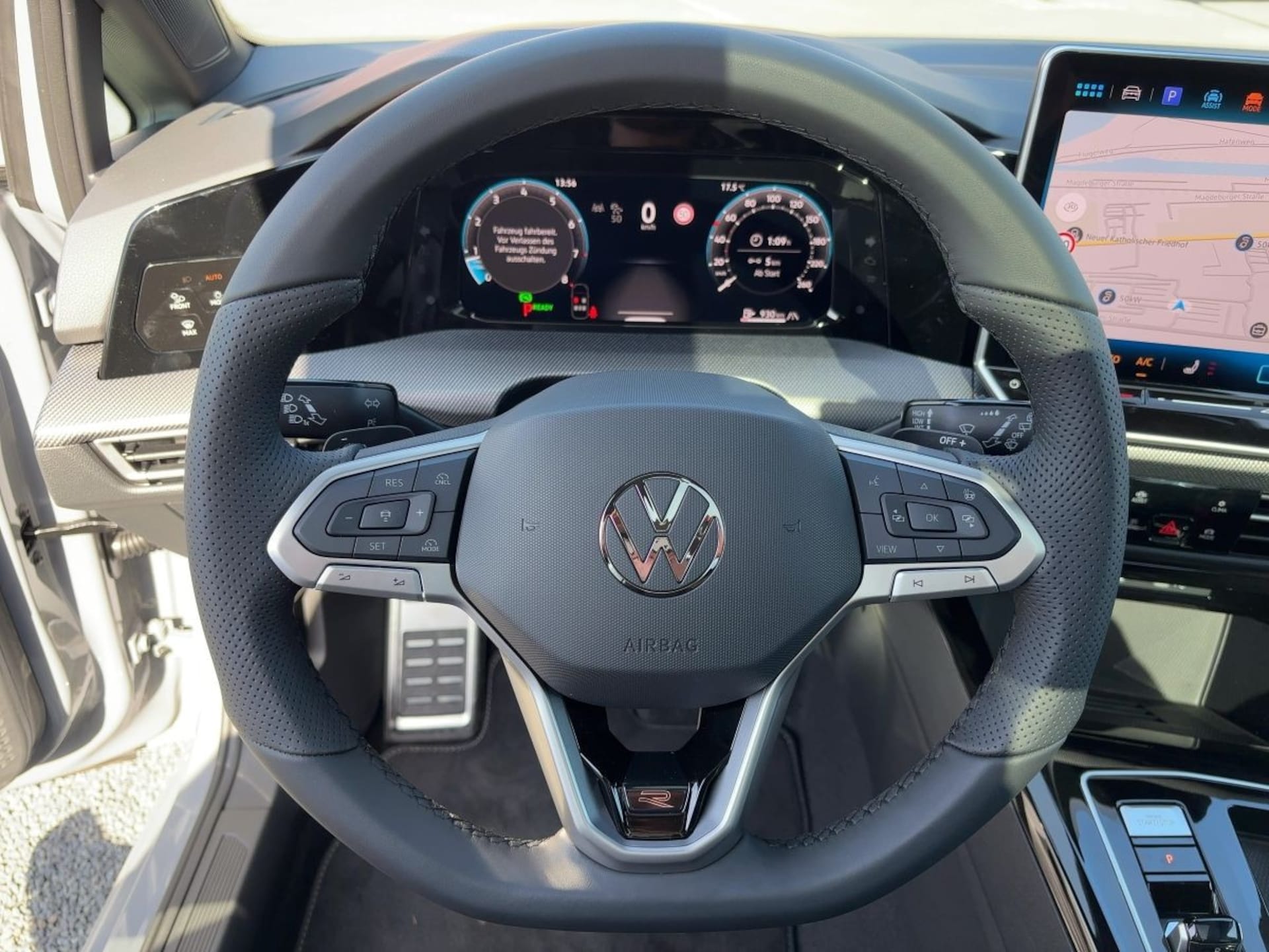Volkswagen Golf Variant R-Line