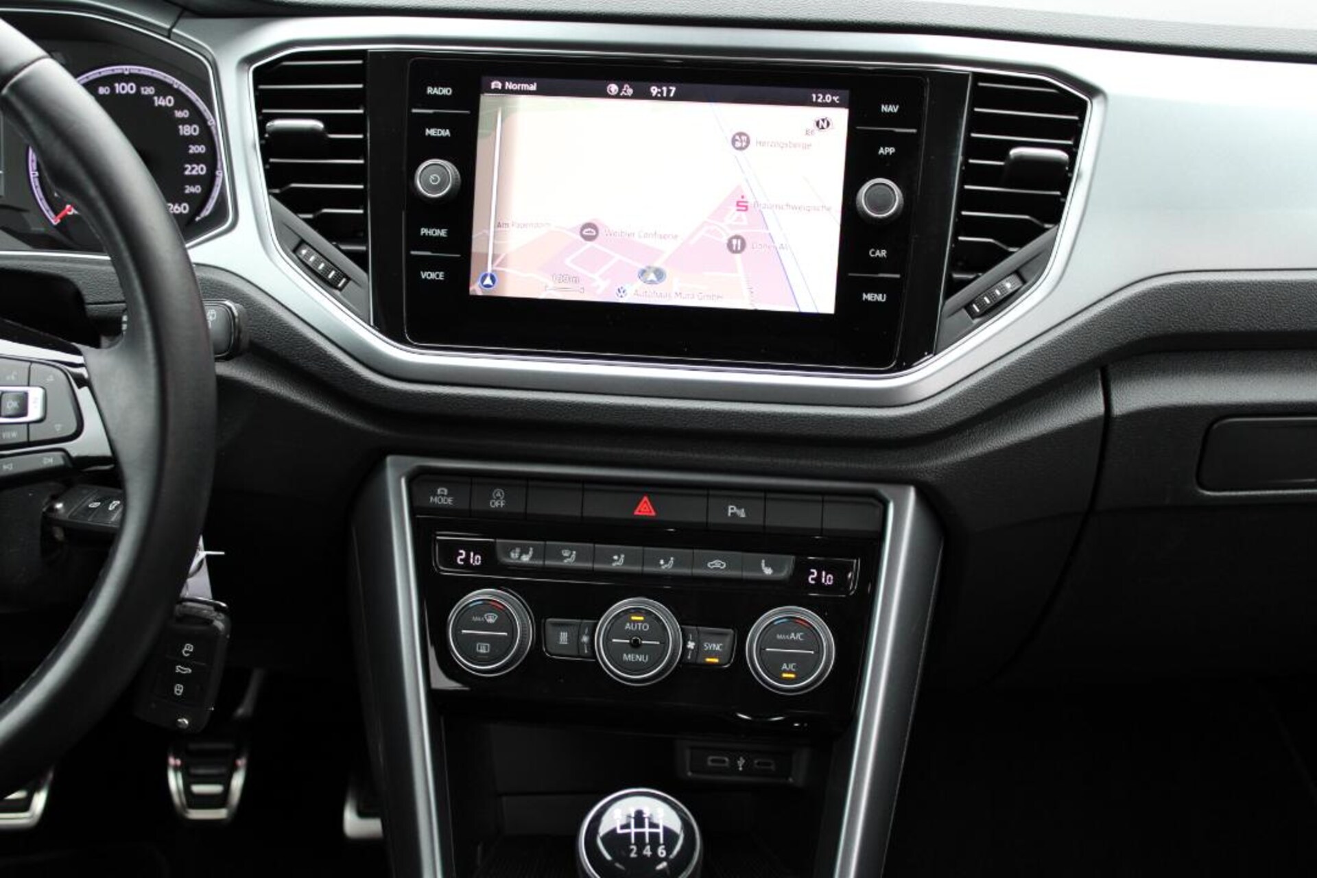 Volkswagen T-Roc Active