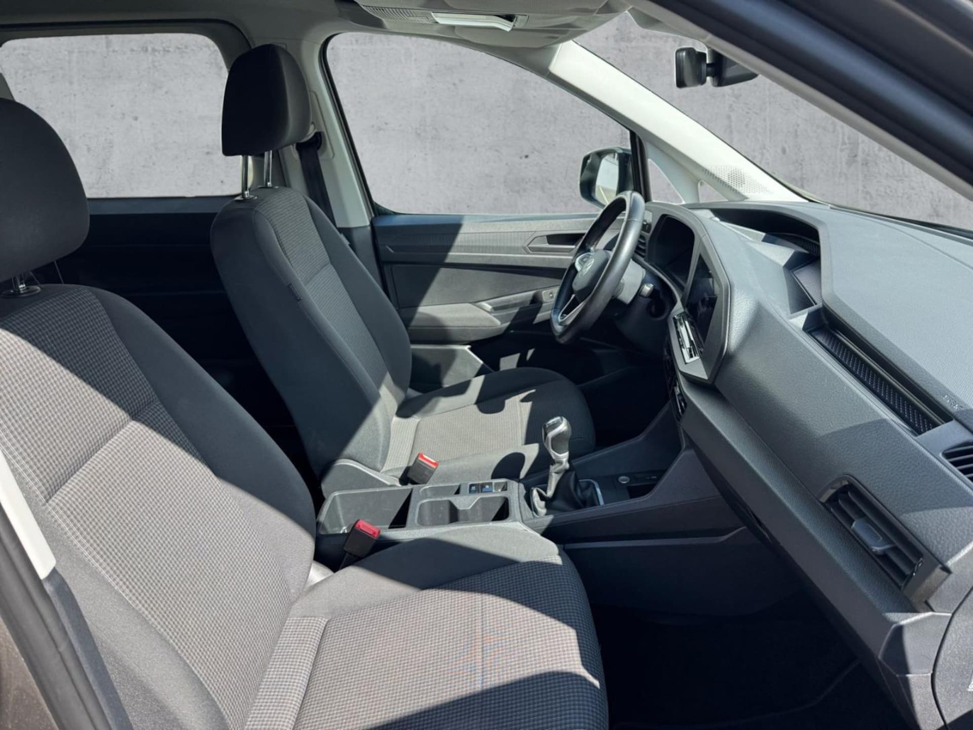 Volkswagen Caddy Basis-Modell