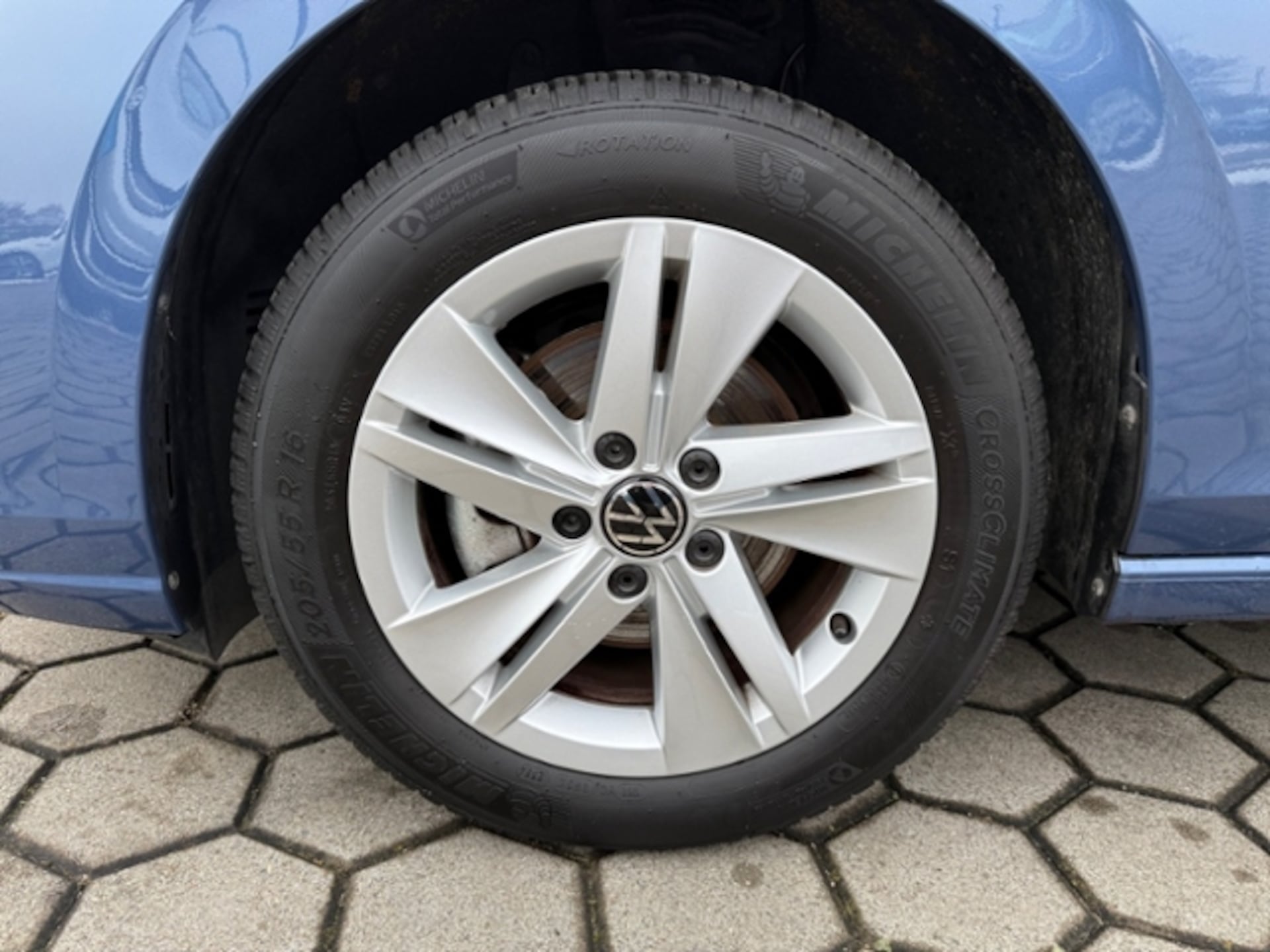 Volkswagen Golf Life