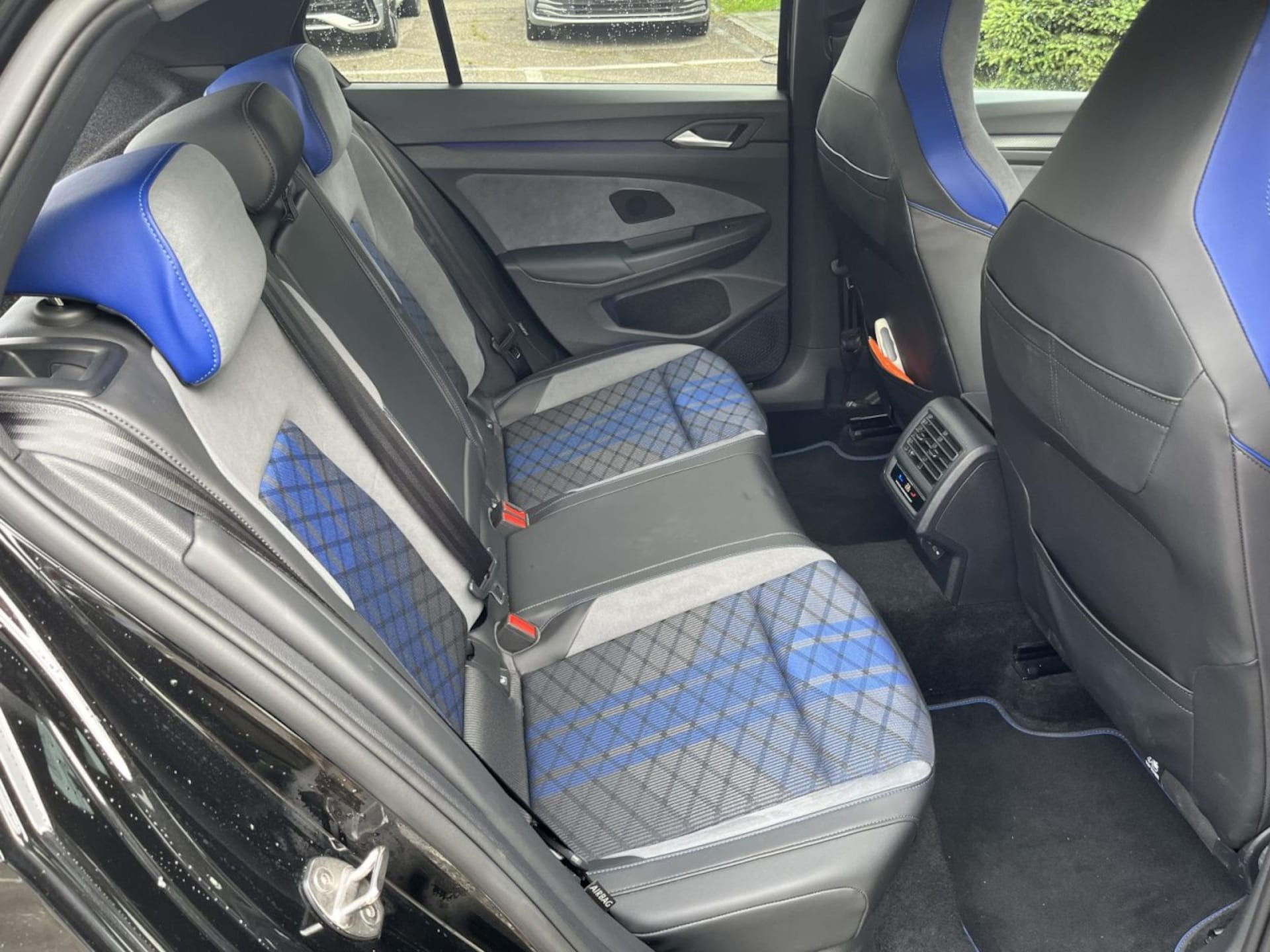 Volkswagen Golf R