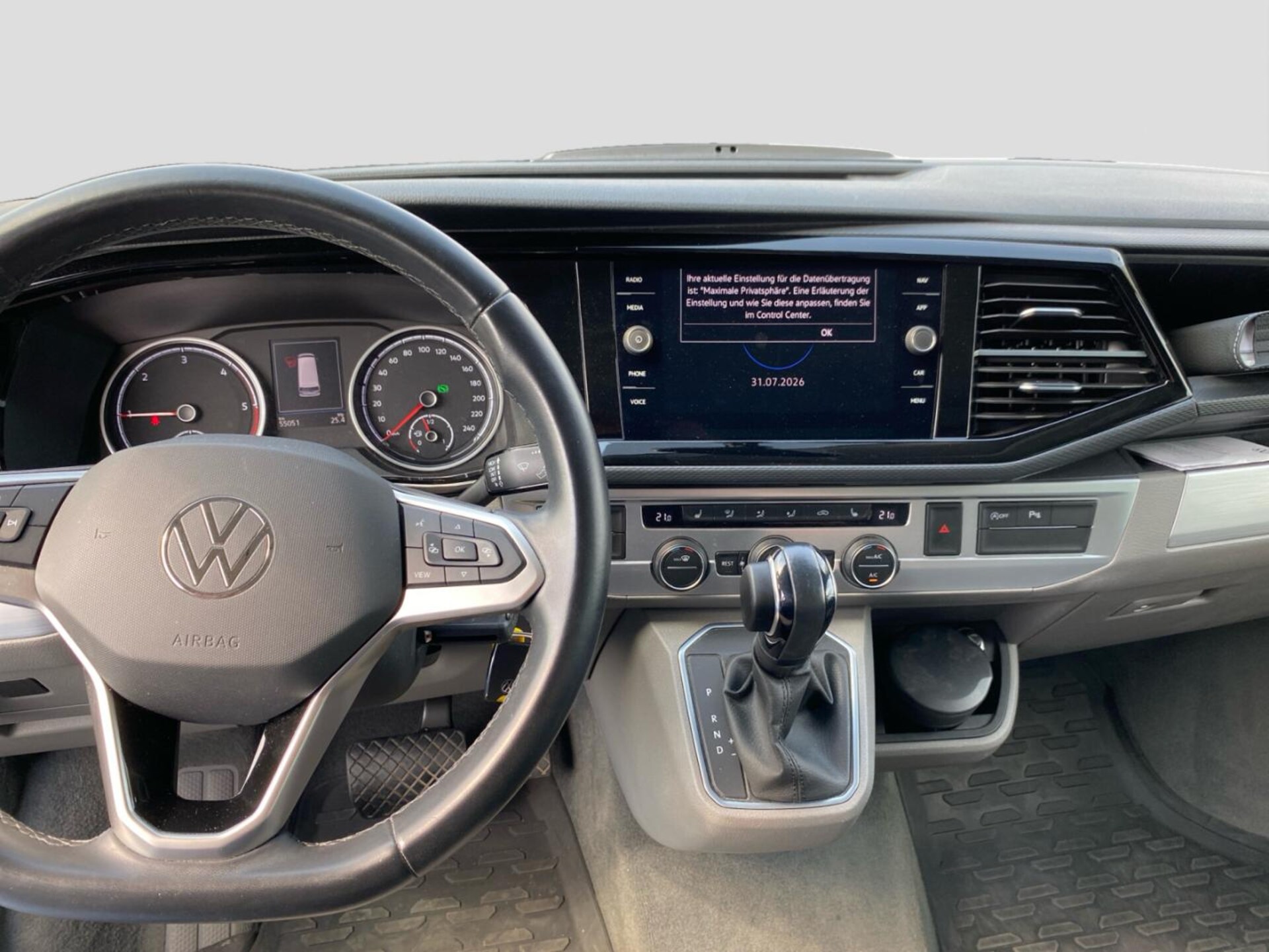 Volkswagen T6.1 California Ocean