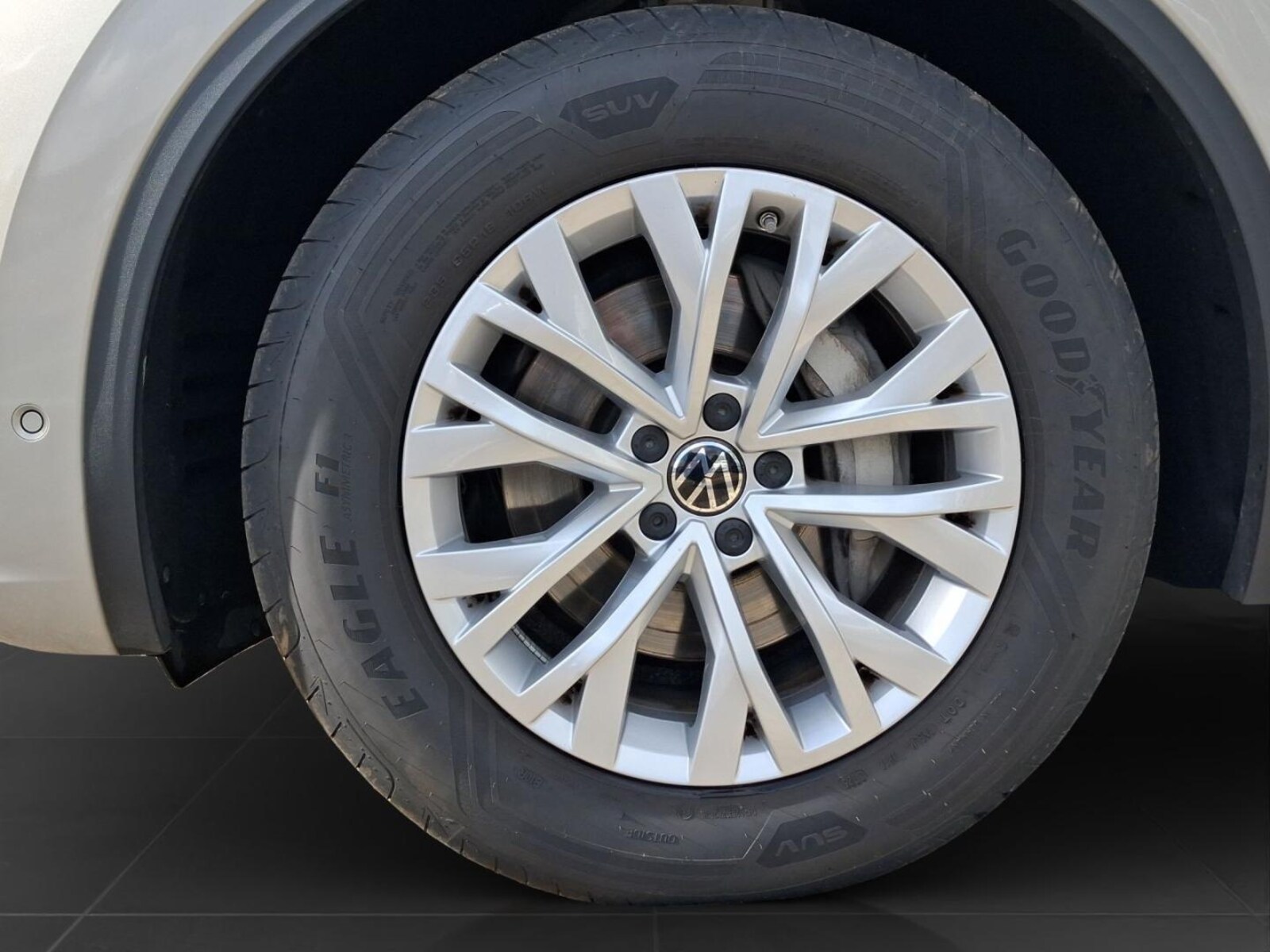 Volkswagen Touareg – Bild 18
