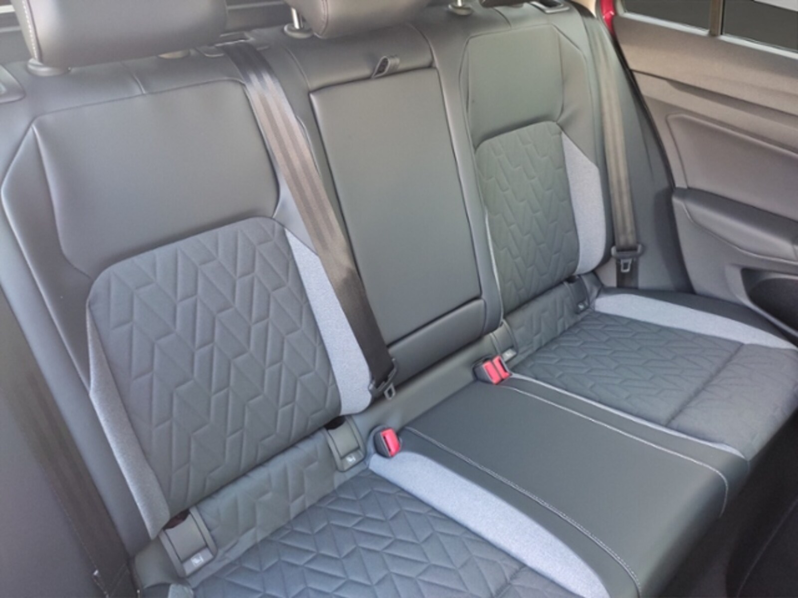 Volkswagen Golf Variant – Bild 15