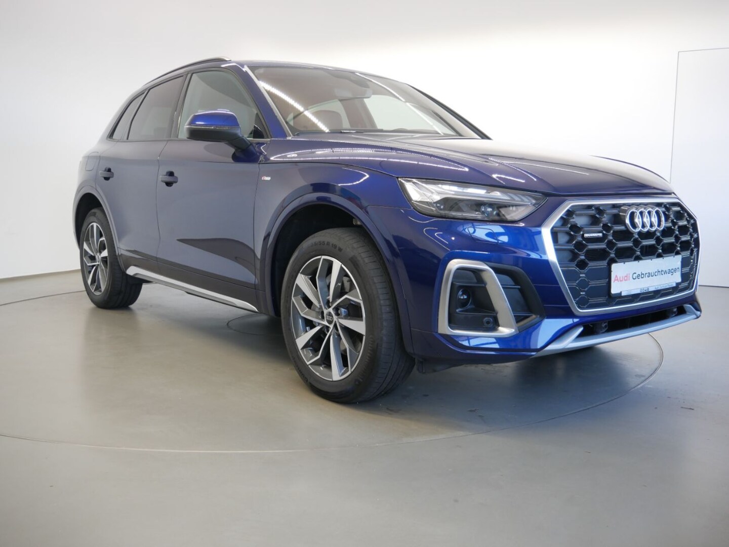 Bild über Audi Q5 40 TDI quattro S tronic - für weitere Informationen kontaktieren Sie den Audi Partner