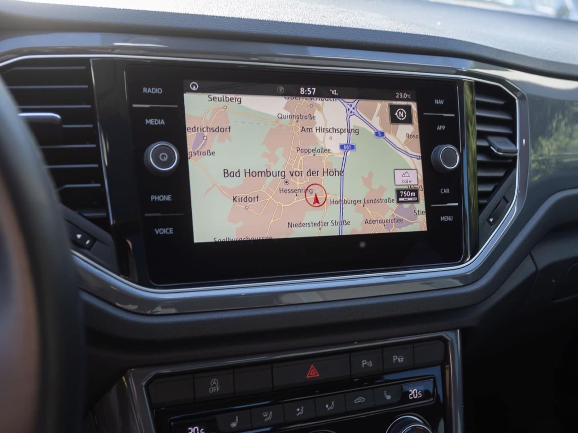 Volkswagen T-Roc IQ.DRIVE