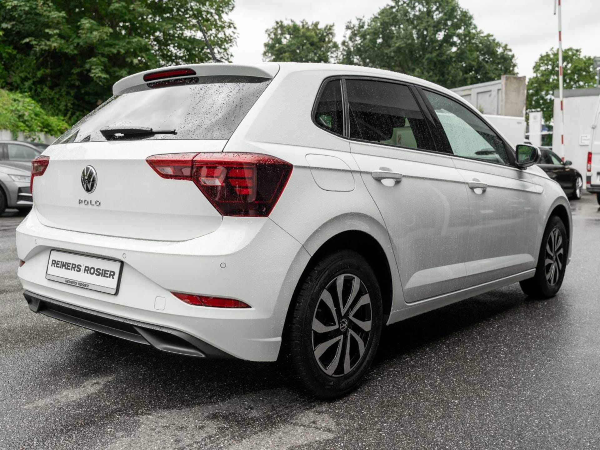 Volkswagen Polo Active