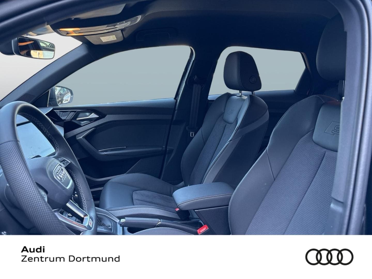 Bild über Audi A1 Sportback advanced 30 TFSI S tronic - für weitere Informationen kontaktieren Sie den Audi Partner