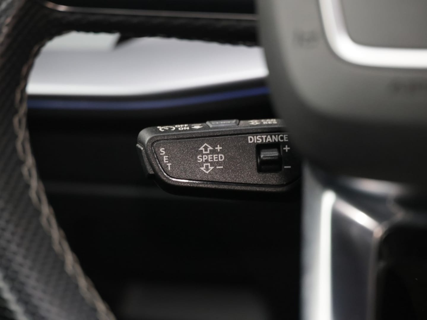 Bild über Audi S3 Limousine TFSI quattro S tronic - für weitere Informationen kontaktieren Sie den Audi Partner