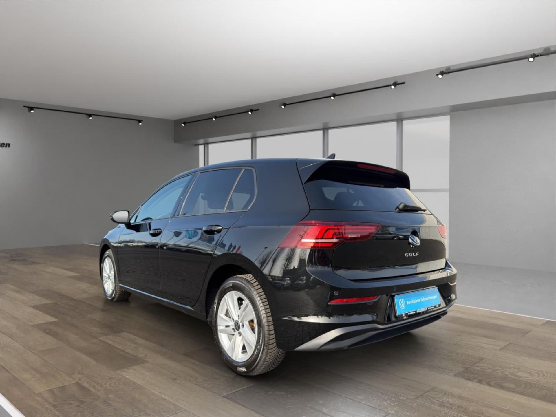 Volkswagen Golf Life