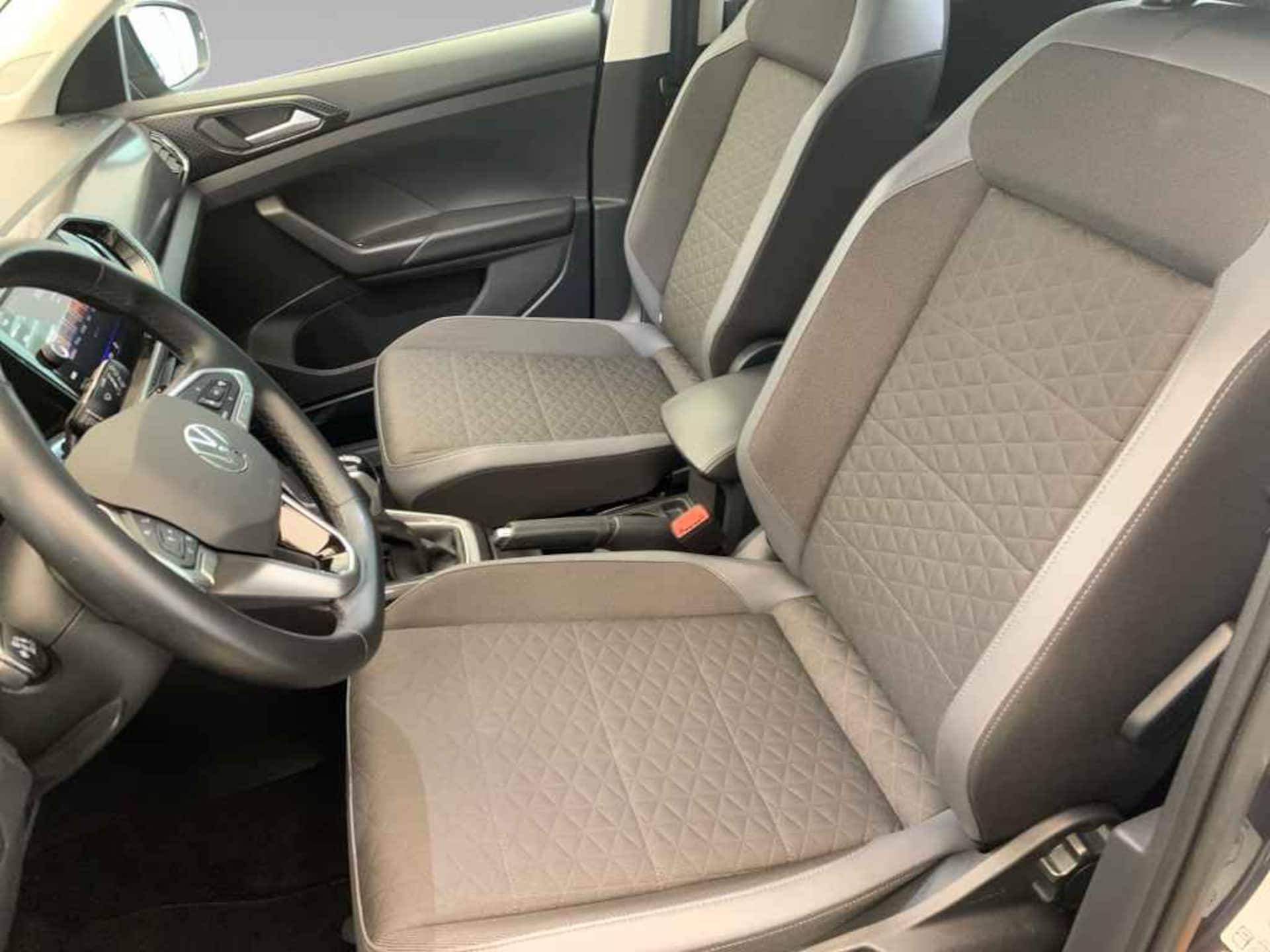 Volkswagen T-Cross Style