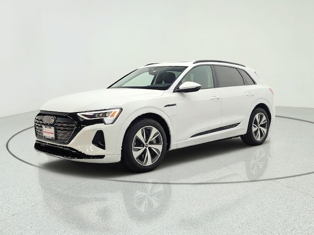 2024 Audi Q8 e-tron