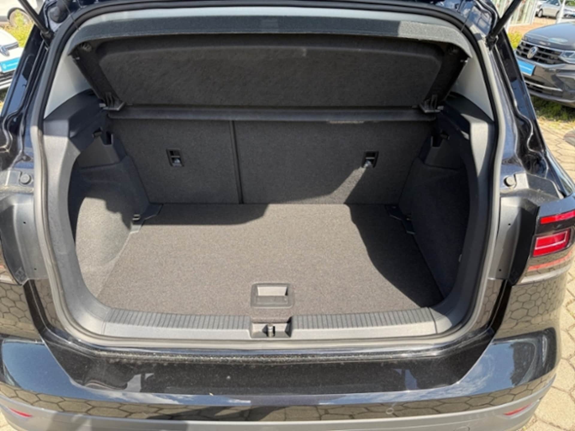 Volkswagen T-Cross Style