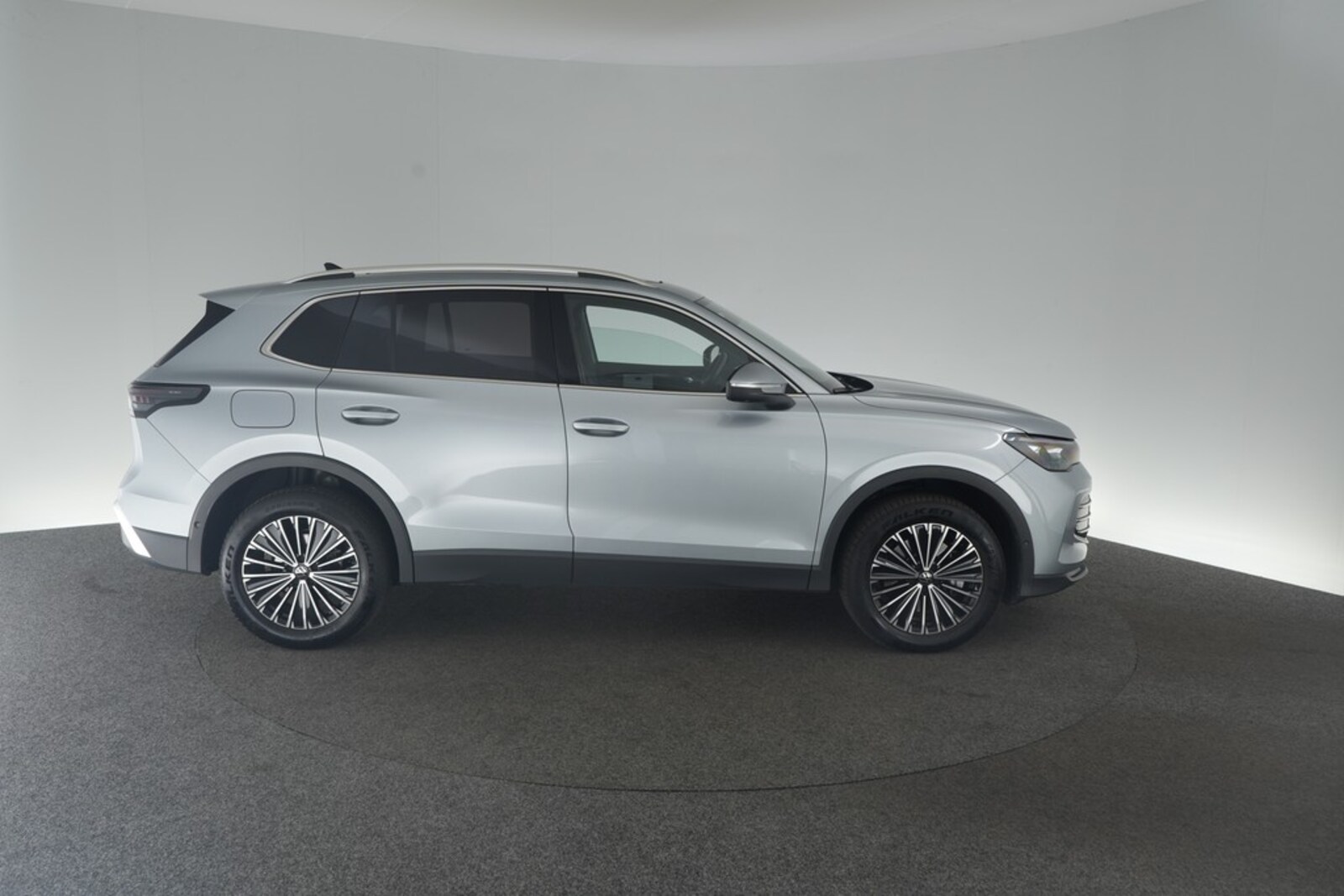 Volkswagen Tiguan – Bild 7