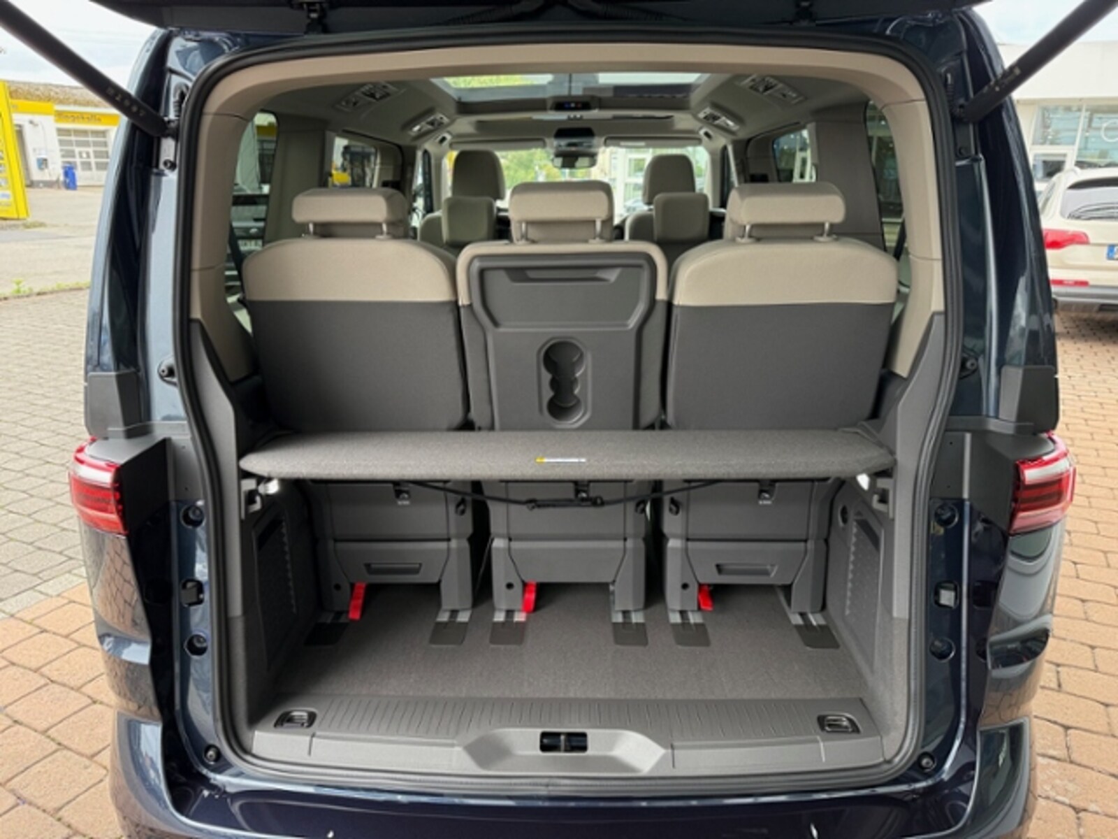 Volkswagen Multivan – Bild 11