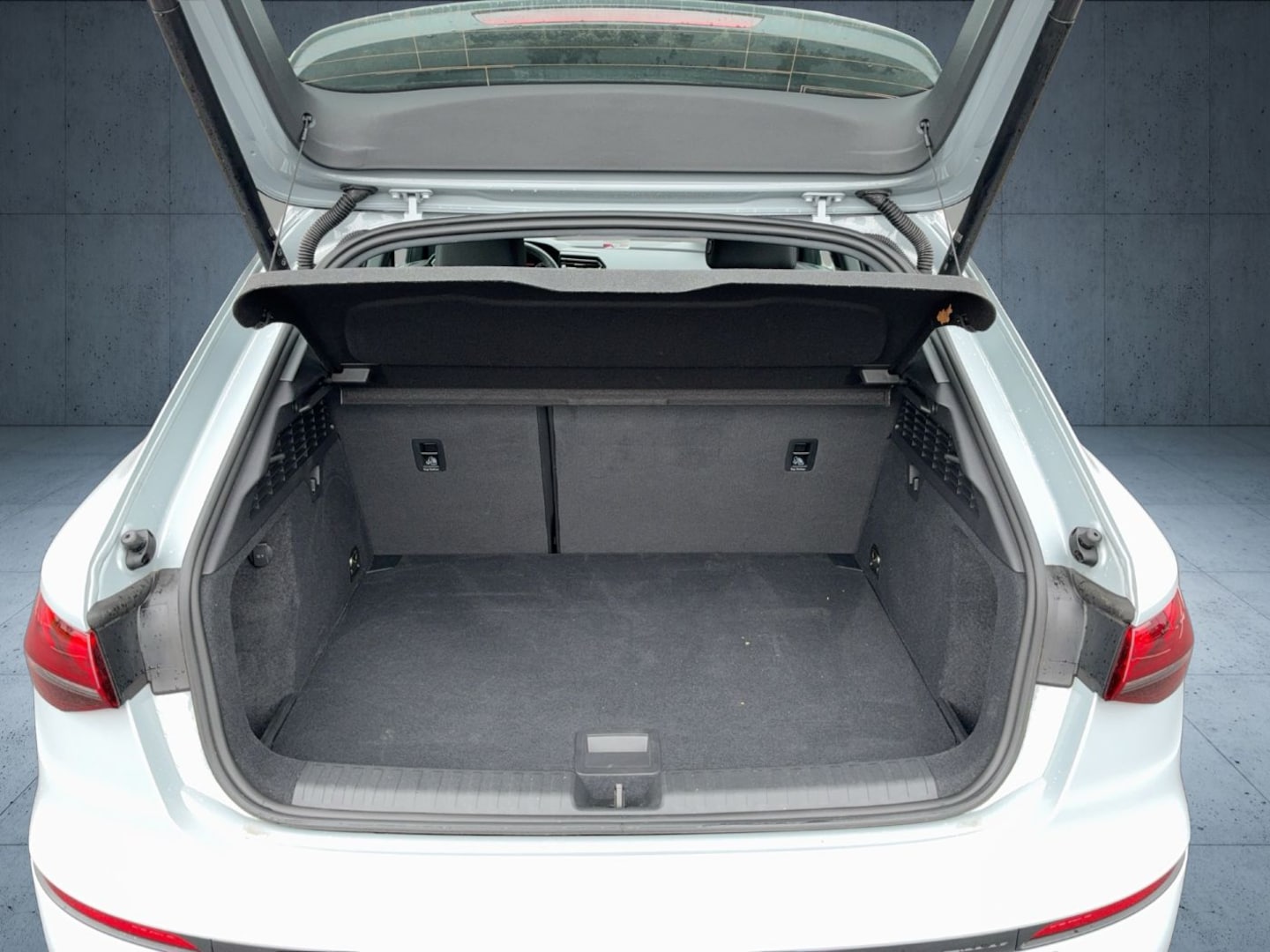 Bild über Audi A3 Sportback TDI S tronic - für weitere Informationen kontaktieren Sie den Audi Partner
