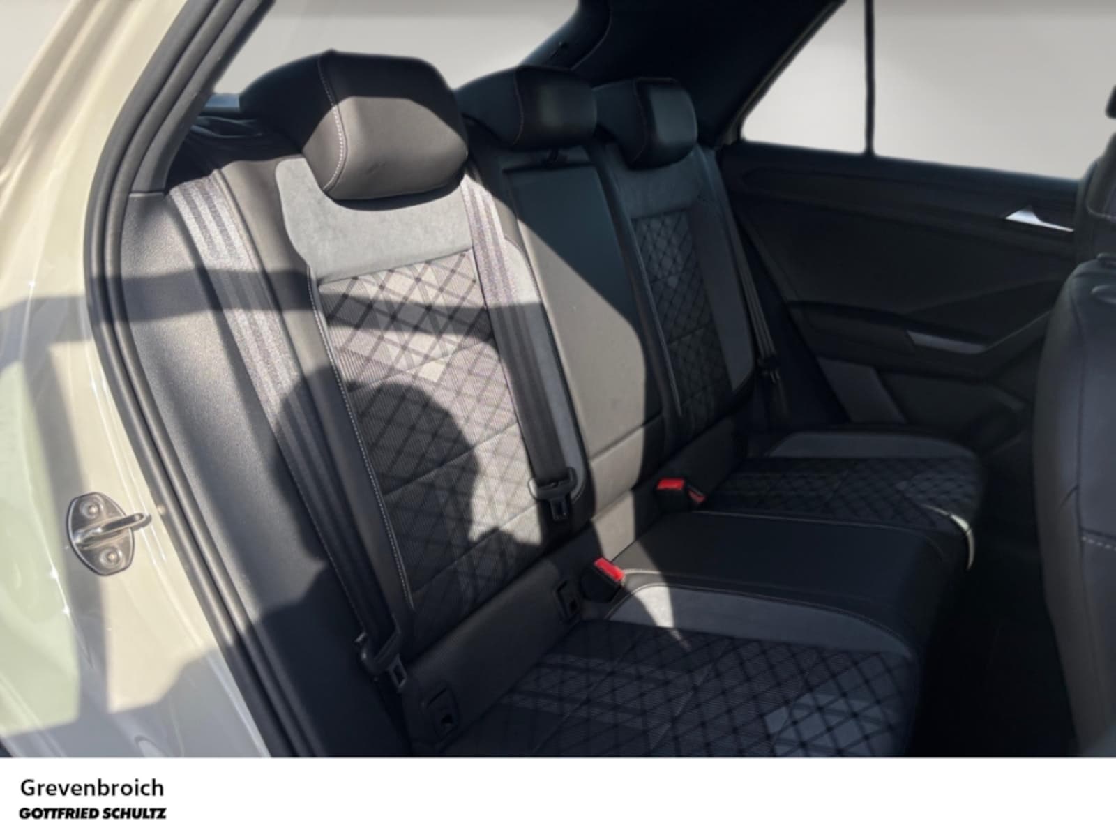 Volkswagen T-Roc – Bild 6