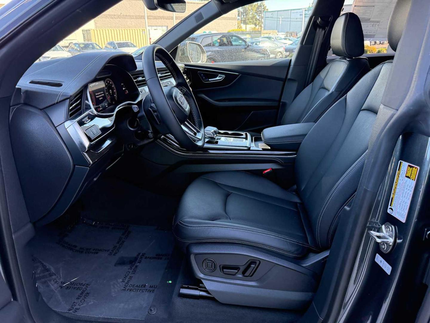 2025 Audi Q8 Premium Plus - Photo 21