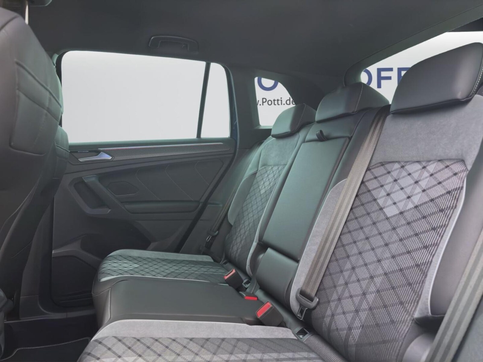 Volkswagen Tiguan – Bild 15