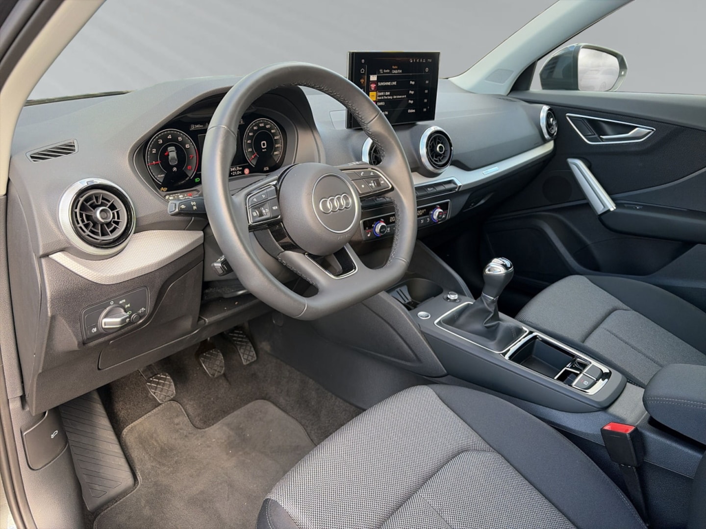 Bild über Audi Q2 S line 30 TFSI Schaltgetriebe - für weitere Informationen kontaktieren Sie den Audi Partner