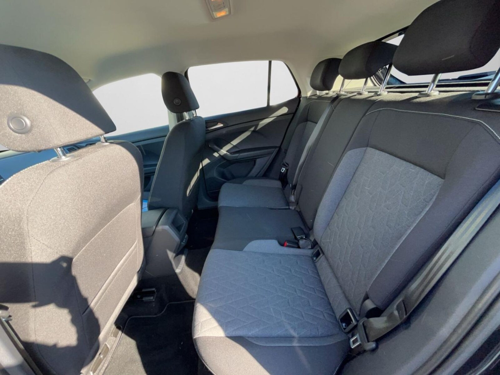 Volkswagen T-Cross – Bild 14