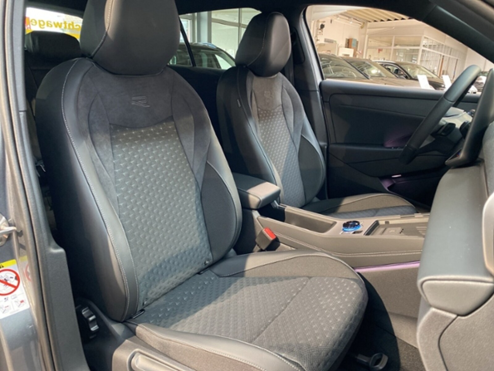 Volkswagen T-Roc – Bild 12