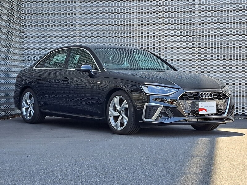 Audi A4 Sedan