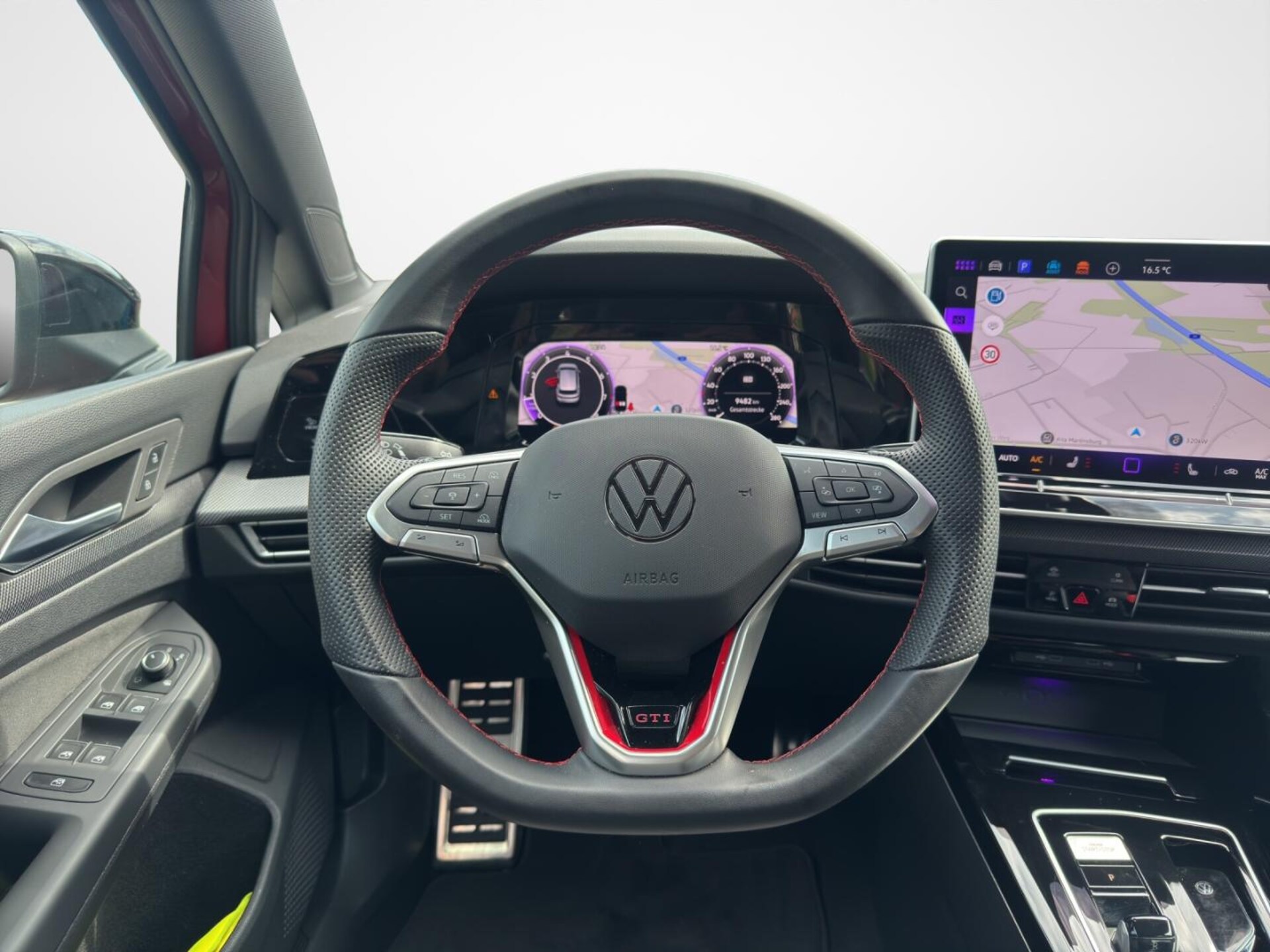 Volkswagen Golf GTI