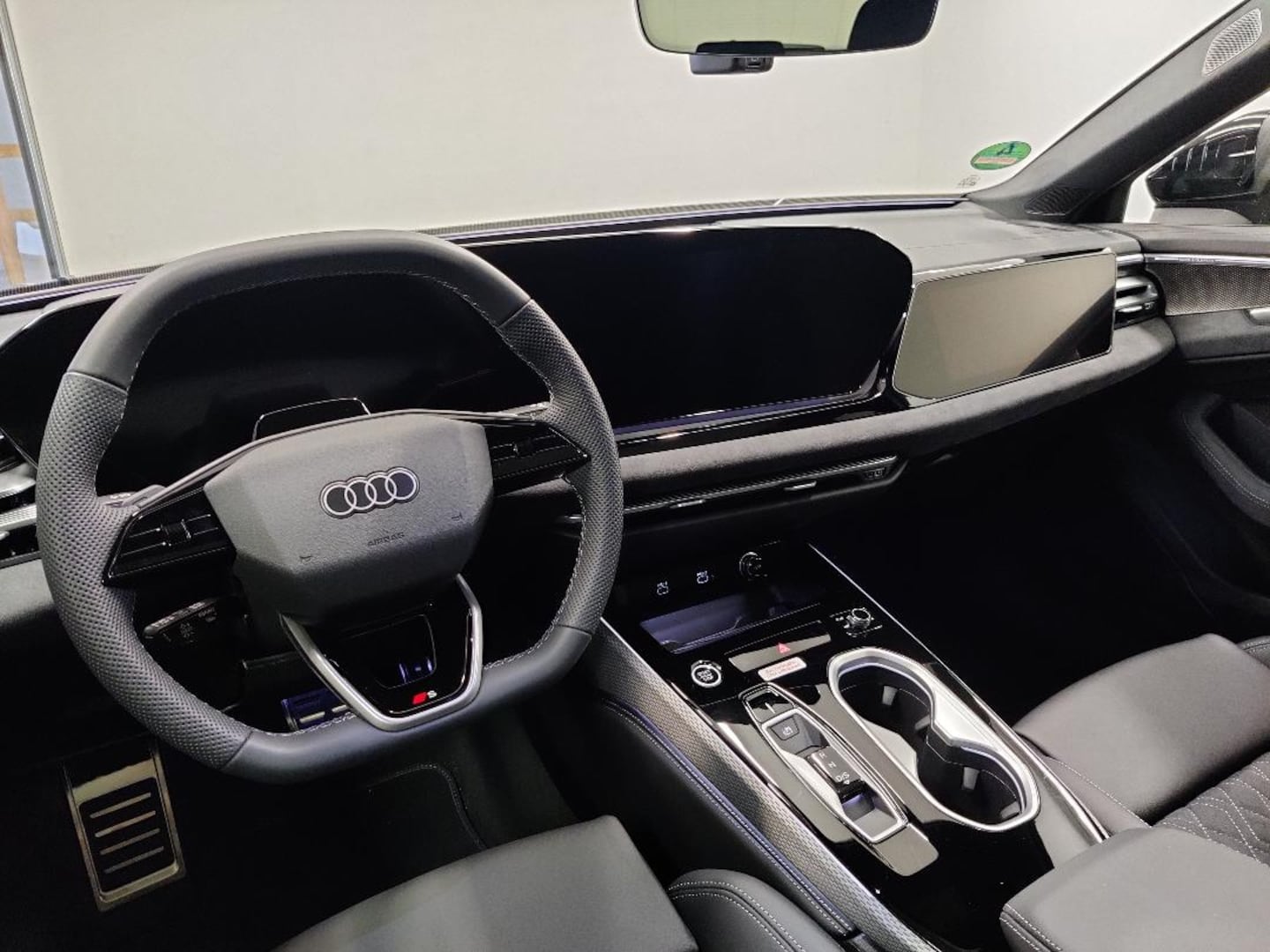 Bild über Audi A6 Avant e-hybrid e-hybrid quattro 270 kW S tronic - für weitere Informationen kontaktieren Sie den Audi Partner
