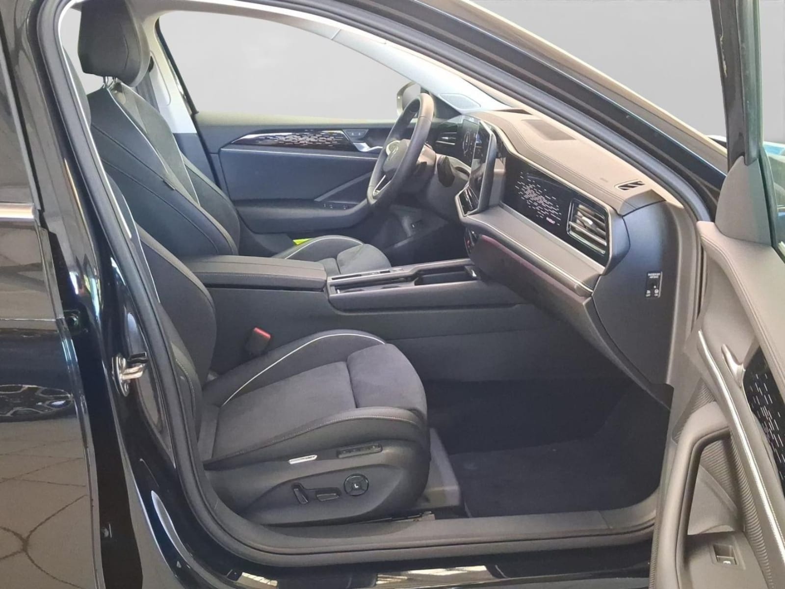 Volkswagen Passat – Bild 14